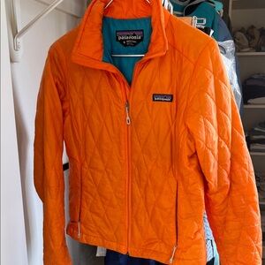 Patagonia Women's Bright Orange Quilted Puffer Jacket
